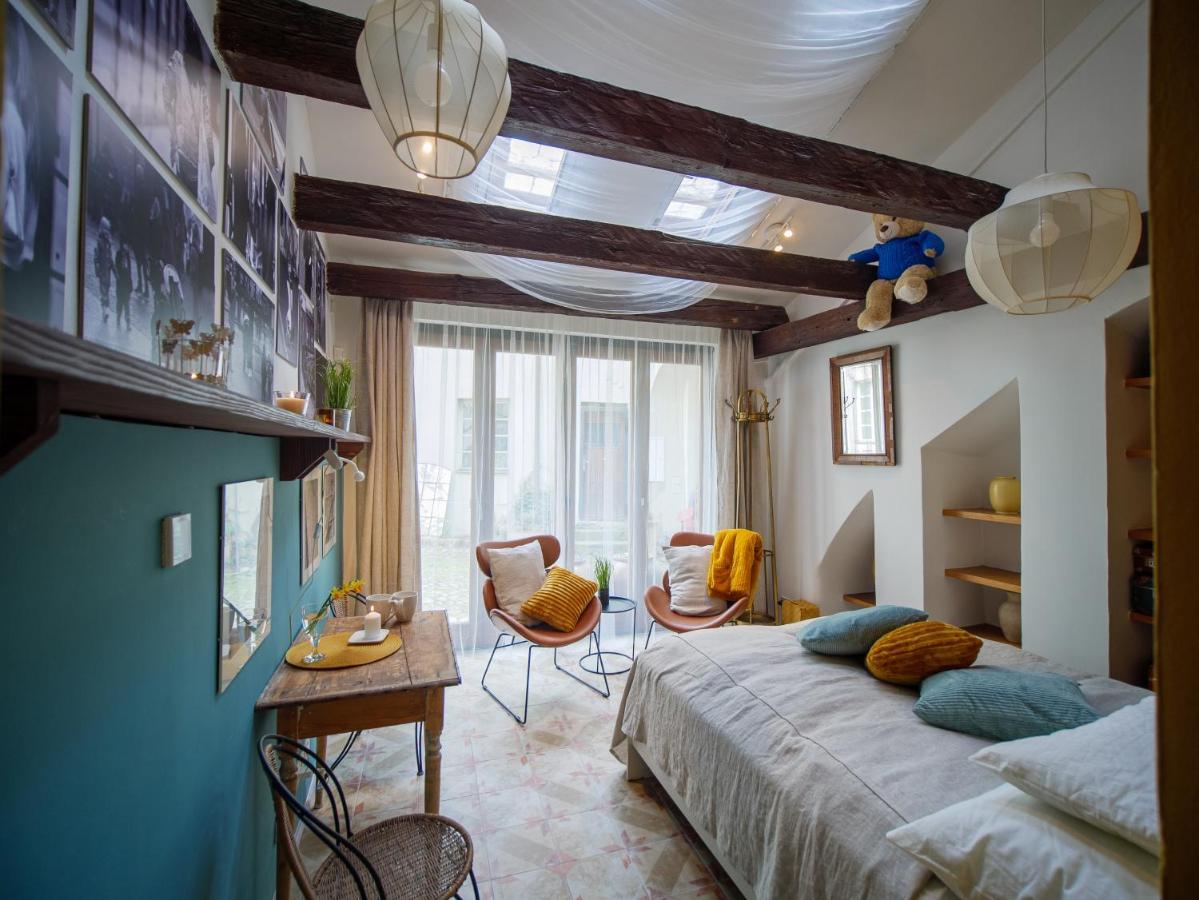 Romantic nest under Prague Castle Exterior foto