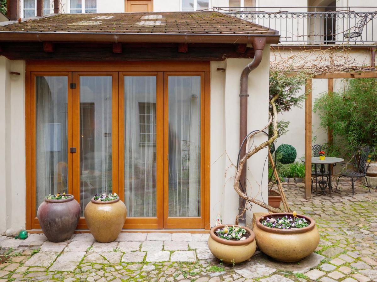 Romantic nest under Prague Castle Exterior foto